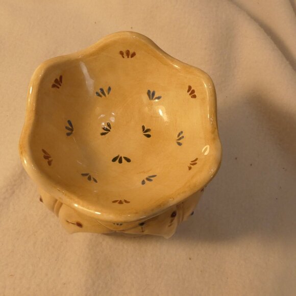 Yankee Candle CottageCore Wax Tart Warmer Pin Cushion Sewing Quilting Country - Picture 5 of 8